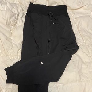 Lululemon dance studio joggers